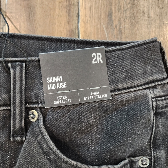 Express Mid rise 4 way hyper stretch dark gray skinny jeans - Picture 6 of 8